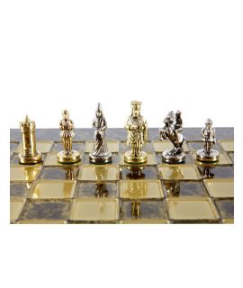 Renaissance gold and silver chess set and brown brass chess board 20 cm