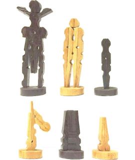 Clothespin chess set - WO II - Netherlands